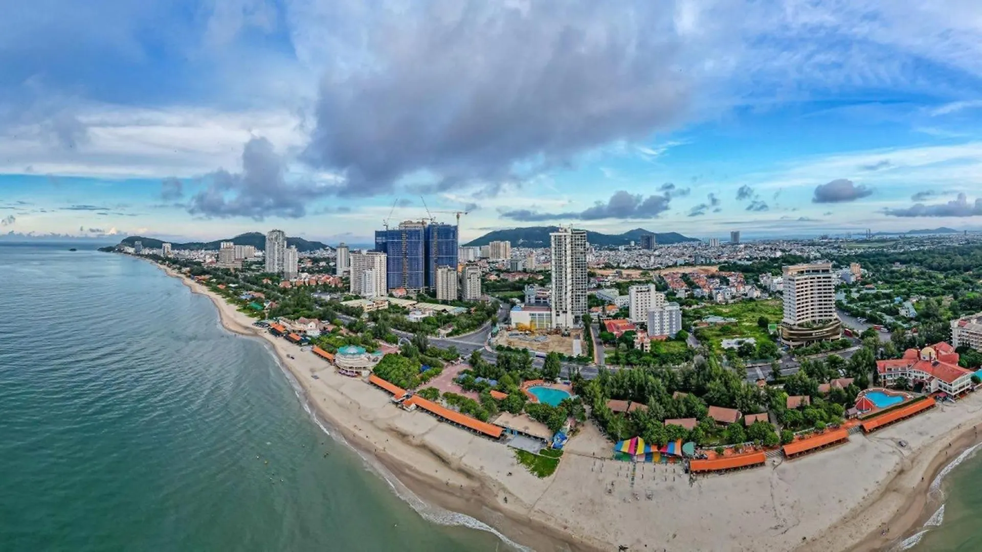 Dory Apartment - Csj Tower Vung Tau, Pool, Ocean View, Central Location 0*,